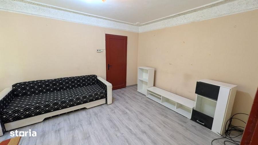 Apartament cu 2 camere semidecomandat în Astra