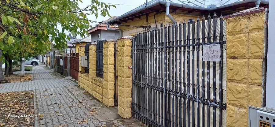 Casă cu 3 camere cu Teren 841 Mp în Central