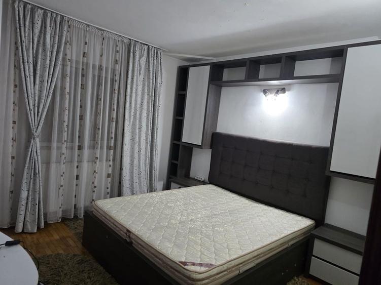 Apartament cu 3 camere decomandat în Fălticeni