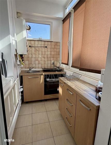 Apartament cu 2 camere semidecomandat în Steaua