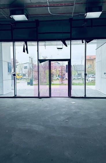 Spațiu comercial, de 111 mp, în Sebastian