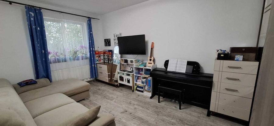 Apartament cu 2 camere decomandat în Florești