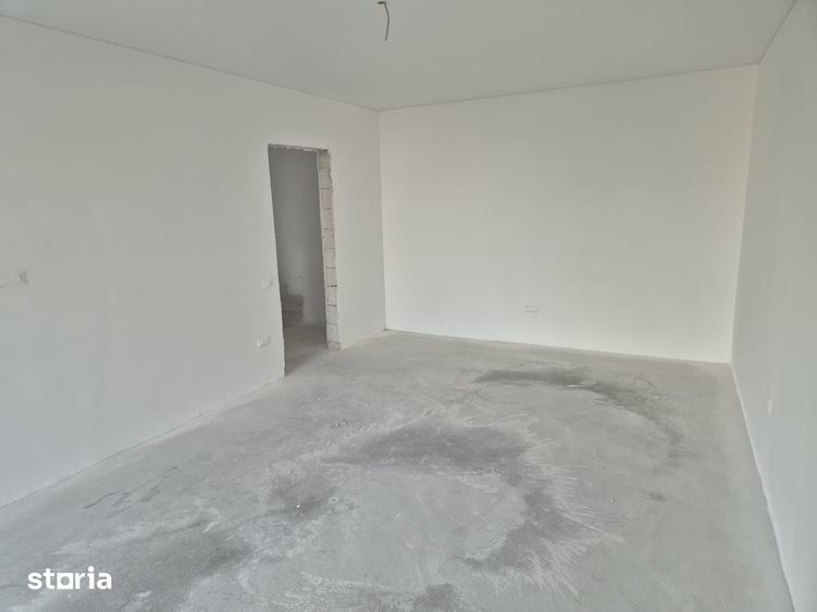 Apartament cu 2 camere în Apărătorii Patriei