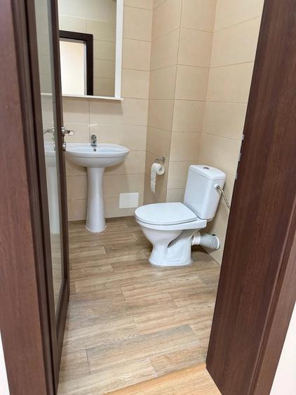 Spațiu comercial, de 16 mp, în P-ța Unirii