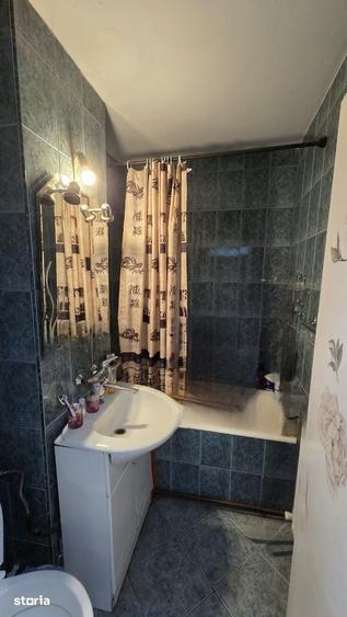 Apartament cu 2 camere semidecomandat în Micro 15