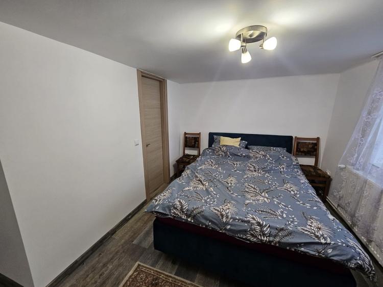 Casă individuală cu 52 camere cu Teren 1500 Mp în Exterior Vest