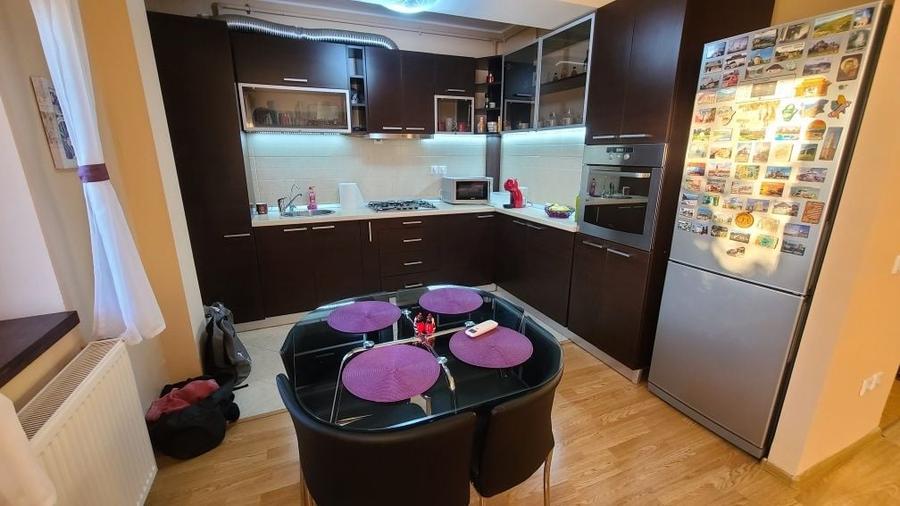 Apartament cu 2 camere semidecomandat în Industriilor