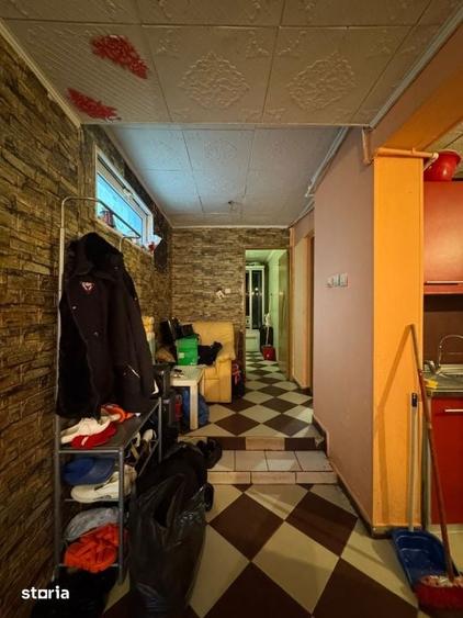 Casă cu 3 camere cu Teren 94 Mp în Ferentari