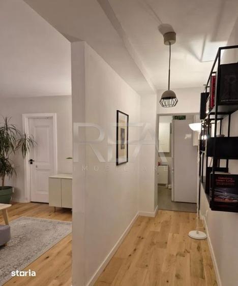 Apartament cu 2 camere, mobilat în Victoriei
