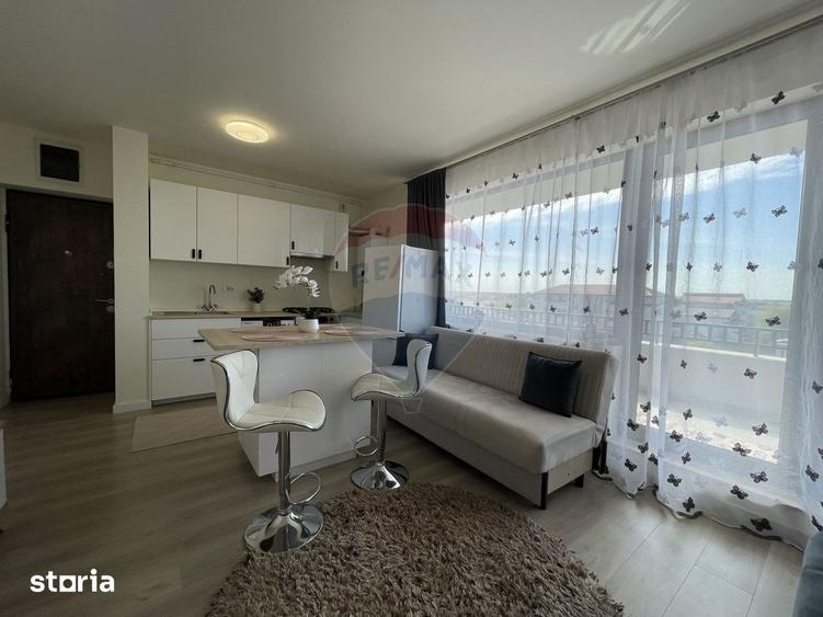 Apartament cu 3 camere, mobilat în Central