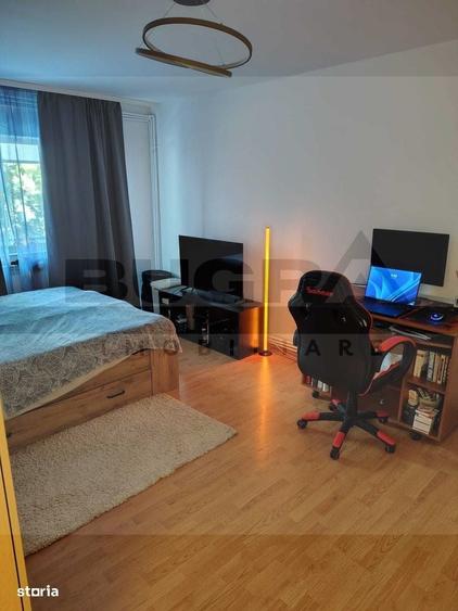 Apartament cu 3 camere decomandat în Central — fotografia 1