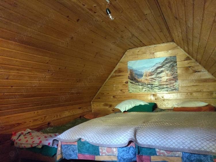 Casă cu 2 camere în Câmpu Cetății