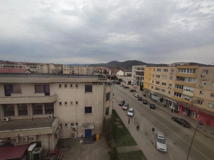 Apartament cu 3 camere în Ultracentral