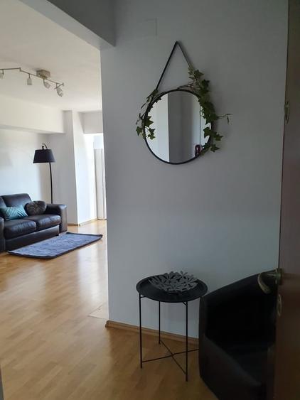 Apartament cu 2 camere decomandat în Pipera