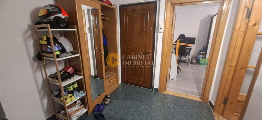 Apartament cu 2 camere decomandat, mobilat în Tomești
