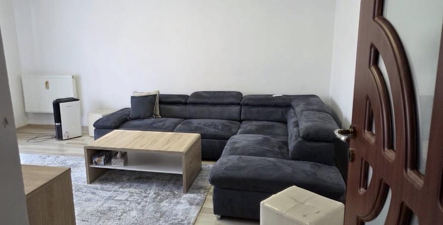 Apartament cu 2 camere decomandat în Florești — fotografia 1