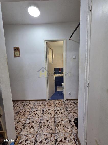 Apartament 2 camere decomandat sector 4 - 10