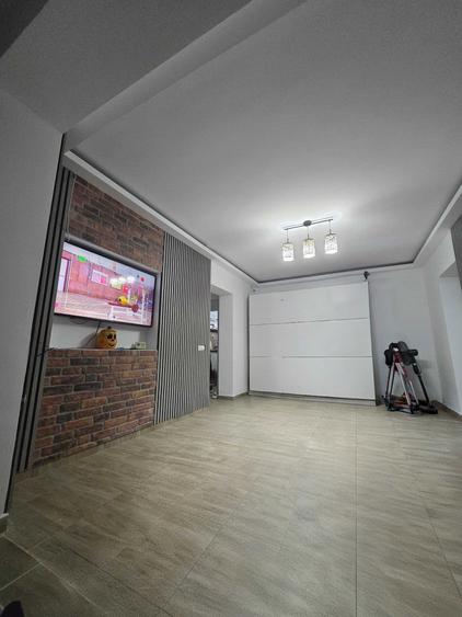 Apartament cu 2 camere în Micro 1