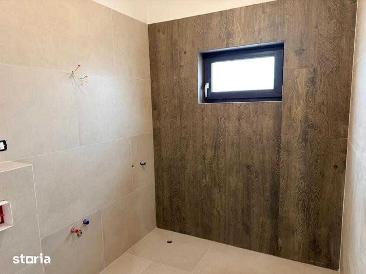 Casă cu 4 camere cu Teren 288 Mp în Torontalului
