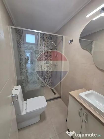 Apartament cu 3 camere decomandat în Spitalul Județean
