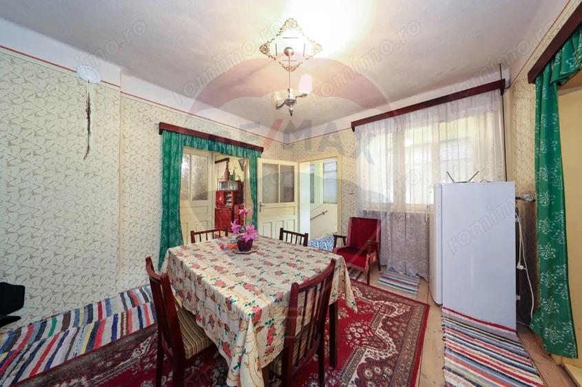 Casă cu 3 camere cu Teren 396 Mp în Ungra