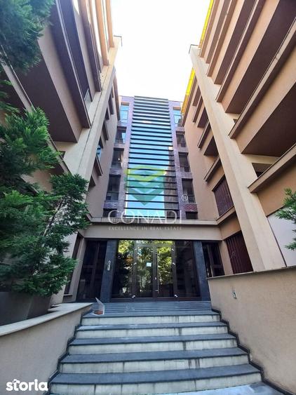 Apartament cu 3 camere în Herăstrău