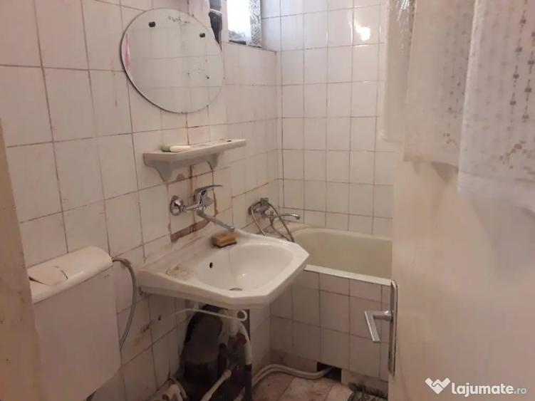 Apartament cu 2 camere decomandat în Ultracentral