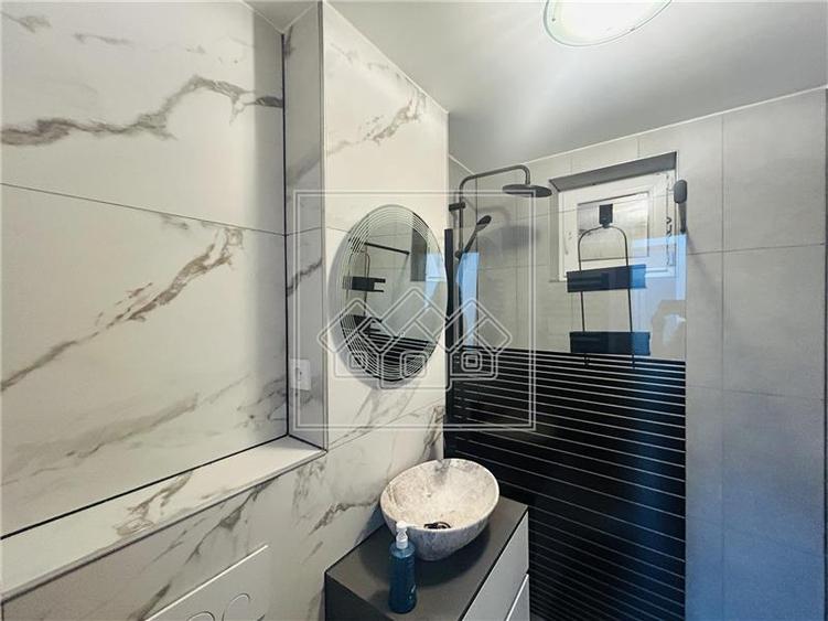 Apartament cu 2 camere decomandat în Hipodrom 1
