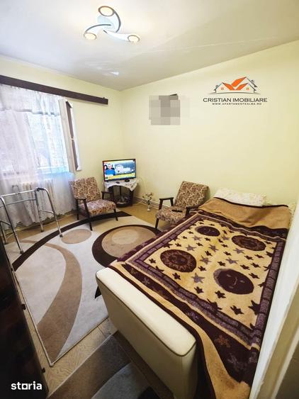Apartament cu 2 camere decomandat în Cetate