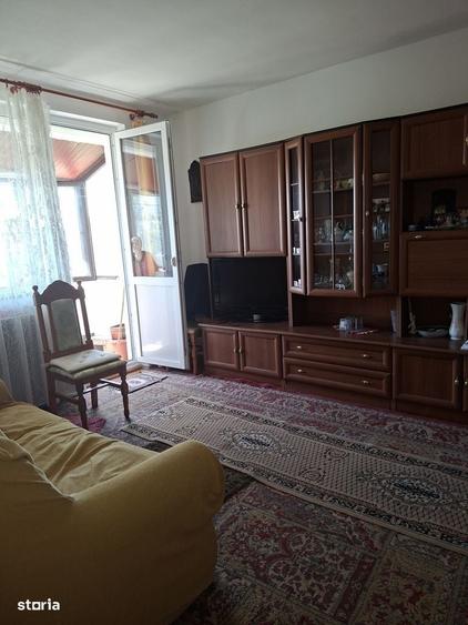 Apartament cu 2 camere semidecomandat în George Enescu