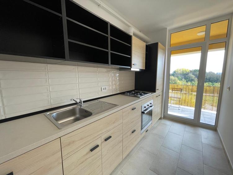 Apartament cu 2 camere decomandat, mobilat în Aradului