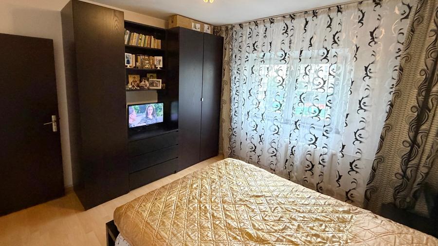 Apartament cu 3 camere decomandat în Vitan Mall