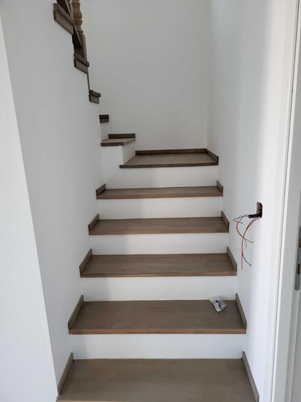 Casă cu 4 camere cu Teren 430 Mp în Central