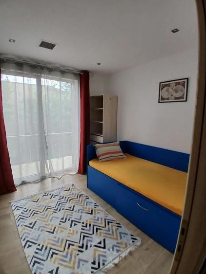 Casă cu 4 camere cu Teren 180 Mp în Tunari