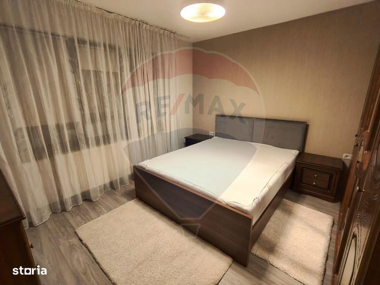 Apartament cu 2 camere decomandat în 1 Mai