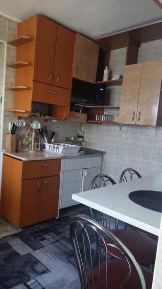 Casă individuală cu 5 camere cu Canalizare în Gheorghe Doja