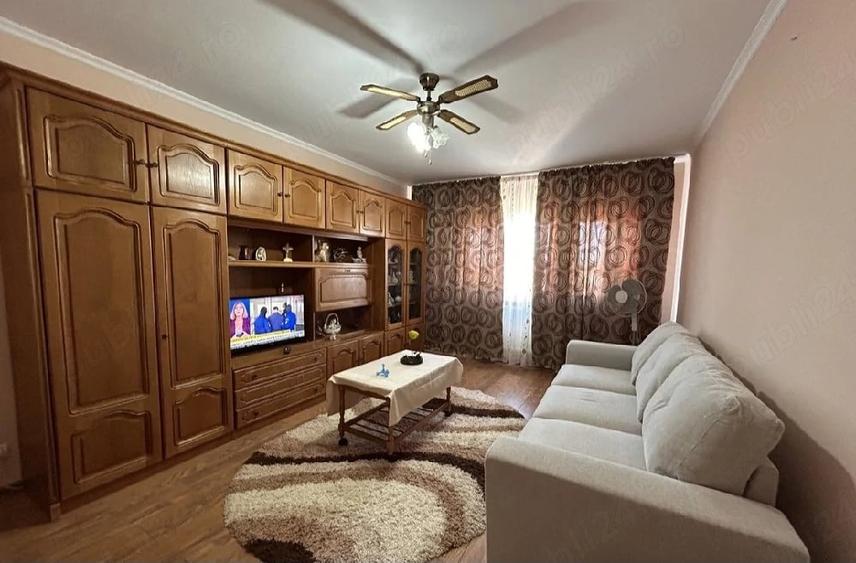 Apartament cu 2 camere decomandat în Teilor