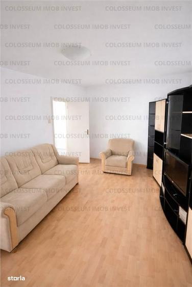 Apartament cu 3 camere decomandat în Astra