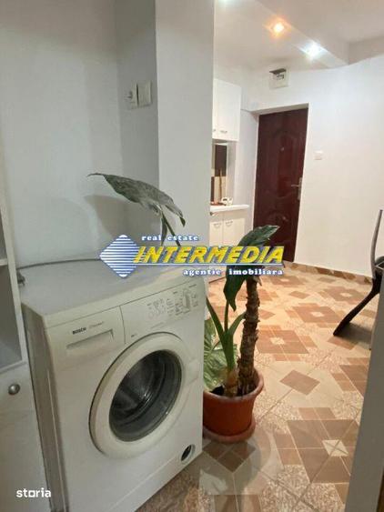 Apartament cu 2 camere, mobilat în Central
