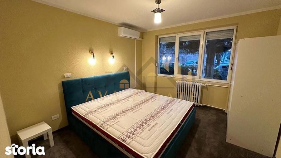 Apartament cu 3 camere semidecomandat, mobilat în Tipografilor
