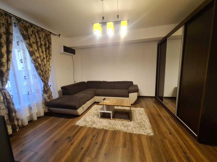 Garsonieră decomandată în Bucureștii Noi