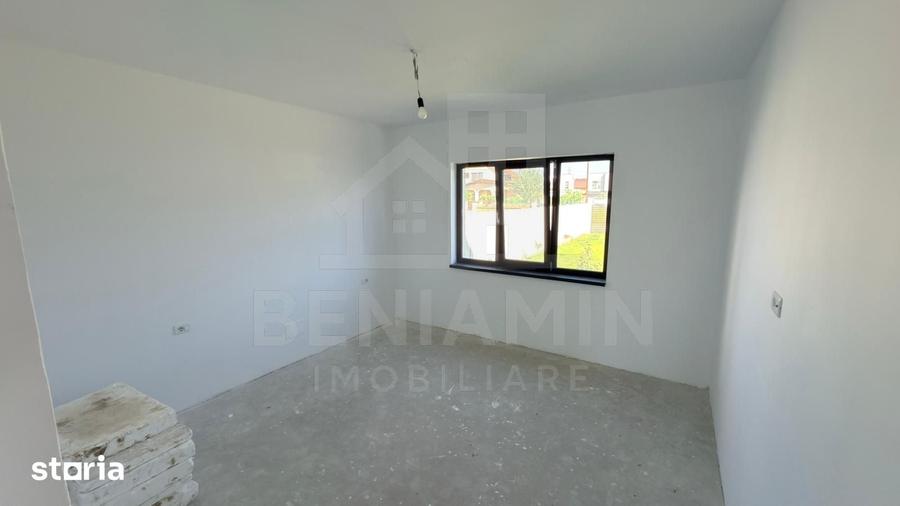 Casă cu 5 camere cu Teren 456 Mp în Malu Mare