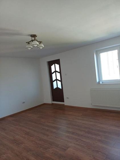 Apartament cu 2 camere decomandat în Cetate