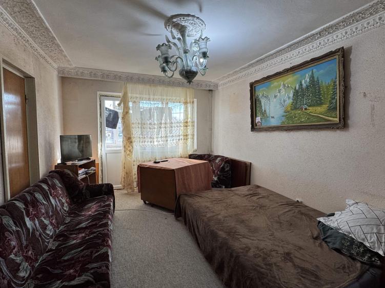 Apartament cu 2 camere semidecomandat în Zahana