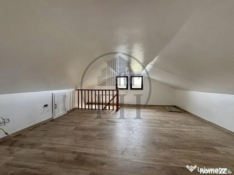 Casă cu 5 camere cu Teren 257 Mp în Valu lui Traian