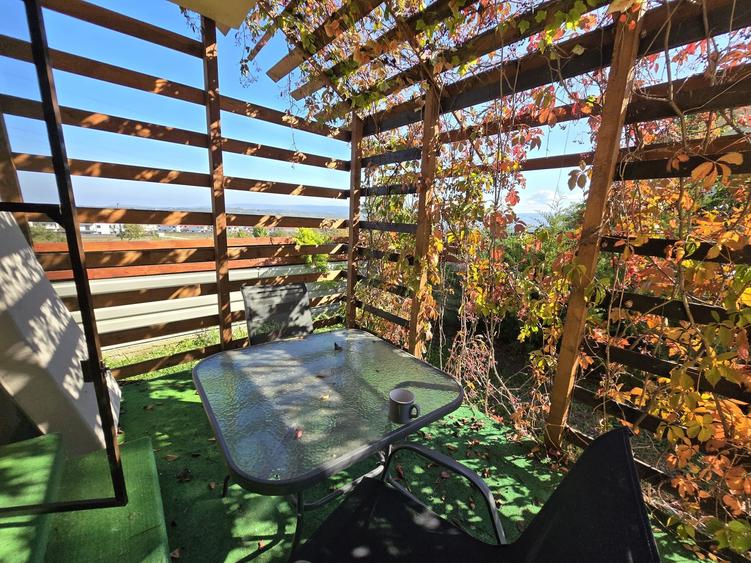 Casă cu 4 camere cu Teren 480 Mp în Horpaz