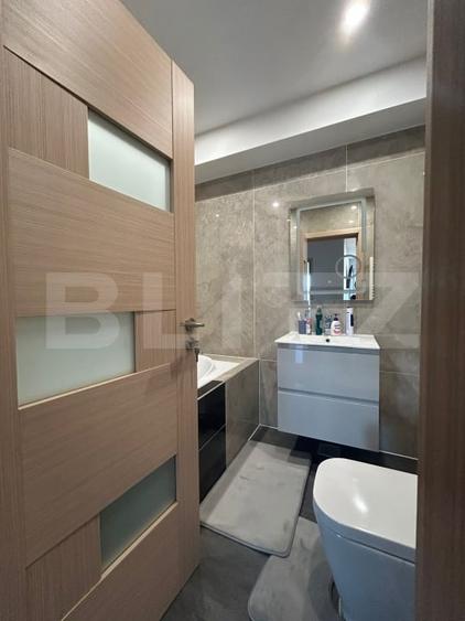 Apartament cu 3 camere semidecomandat, mobilat în Mărăști