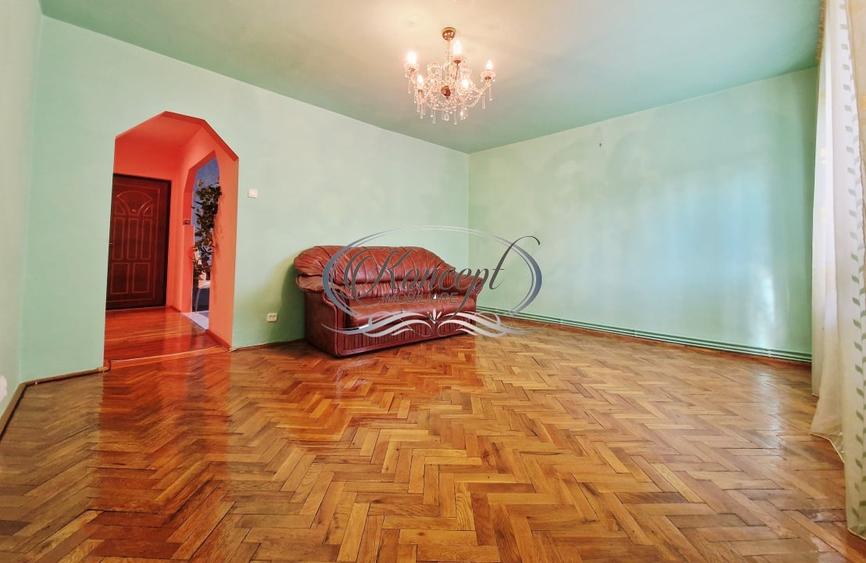 Apartament cu 3 camere decomandat, mobilat în Mănăștur