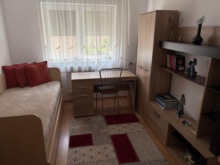 Apartament cu 3 camere în Calea Aradului
