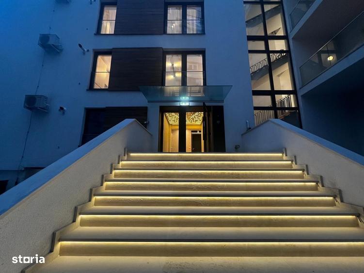 Apartament cu 3 camere în Victoriei